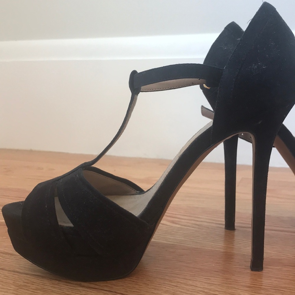 Black Zara heels, size 7